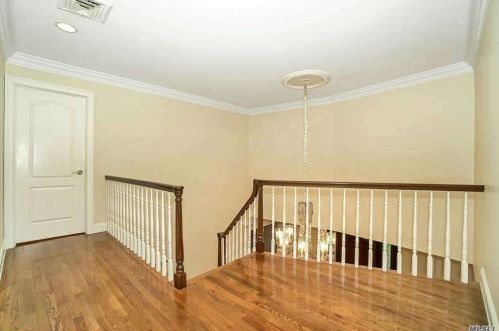 48 Candlewood Path, Huntington Station NY 11746-5306 exterior