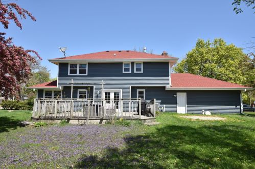 421 Lloyd St, Milwaukee WI  53212-3353 exterior