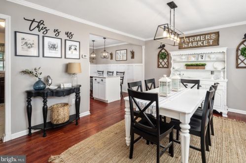 33 Marcia Dr, Trenton, NJ 08610-2414