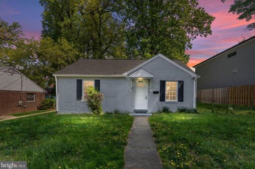 2615 Blueridge Ave, Silver Spring, MD 20902-2752