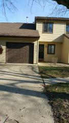 2122 Harbortown Cir, Champaign IL  61821-6400 exterior