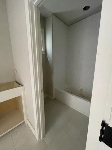 1233 Kendrick Rd, Atlanta GA 30319-2820 exterior