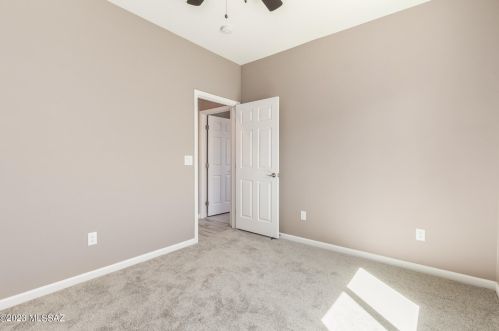 6170 Del Moral Blvd, Tucson AZ 85706-5707 exterior