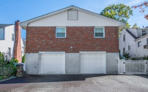 29 Westminster Ter, Town Center NJ 07052-2735 exterior