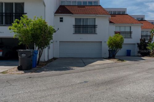 9517 Citrus Glen Pl, Tampa FL  33618-4032 exterior