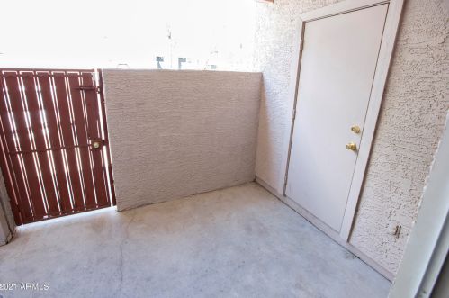 500 Roosevelt Ave, Chandler AZ  85226-2641 exterior