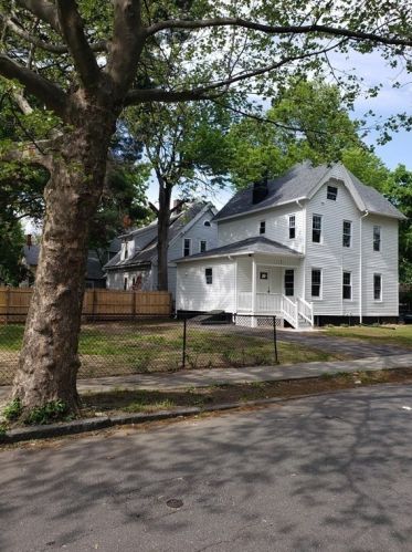 30 Prince St, Springfield MA  01109-4337 exterior