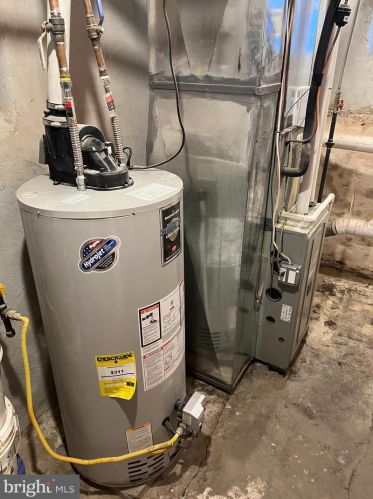 814 49 St, Philadelphia PA 19139-1708 exterior