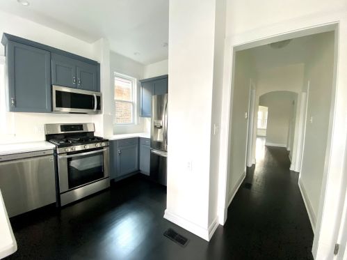 1923 Austin Blvd, Chicago IL 60804-1657 exterior