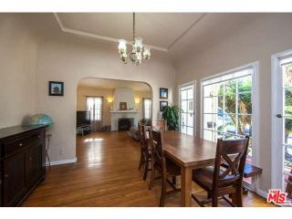 900 Stanley Ave, Los Angeles CA  90036-4602 exterior