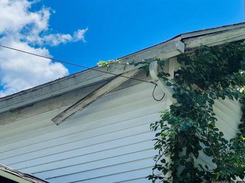 25 Attawaugan Xing Rd, Killingly CT 06241-1602 exterior