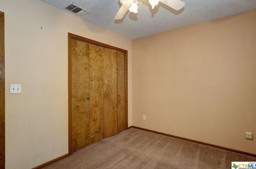 1740 Knl Schwope Rd, Spring Branch TX 78070-6213 exterior