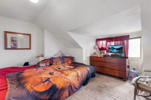 242 Arabella St, Pittsburgh PA 15210-2002 exterior