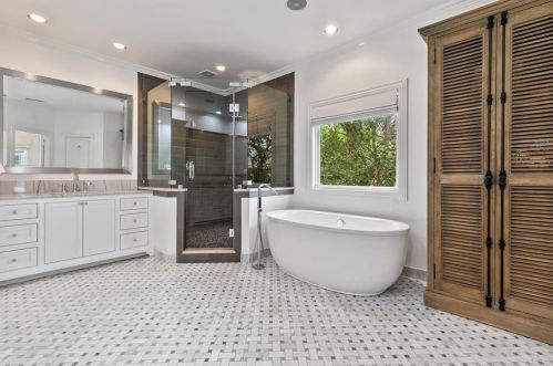 2853 Fondren Dr, Dallas TX 75205-1911 exterior