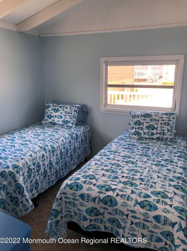 104 Amberjack Way, Lavallette NJ  08735-1203 exterior