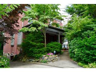 5437 Aylesboro Ave, Pittsburgh PA  15217-1122 exterior