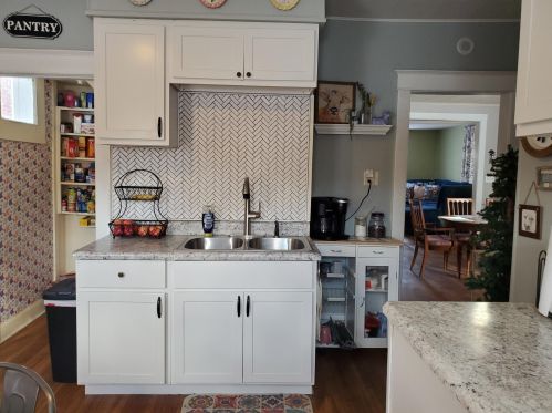 345 Mason Ave, Meskegon MI  49441-1945 exterior