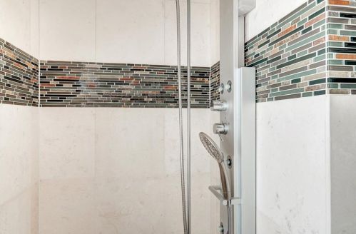 6408 Convict Hill Rd, Austin TX 78749-2348 exterior