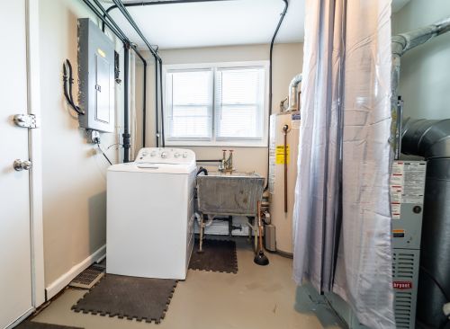 4814 Wellington Ave, Chicago IL 60641-5243 exterior