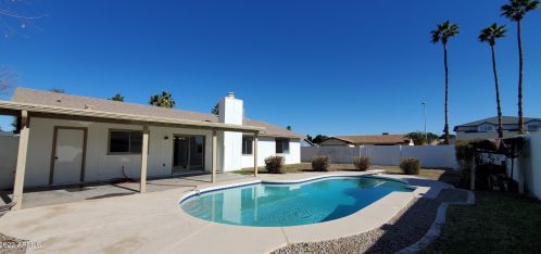 447 Caroline Ln, Chandler AZ 85225-7028 exterior