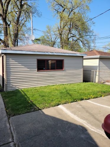 1122 111th St, Chicago IL  60643-4508 exterior