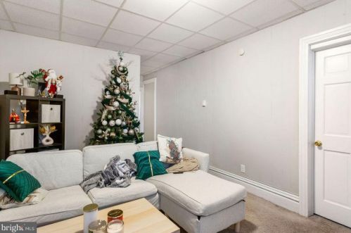 128 High St, Hanover PA 17331-3922 exterior