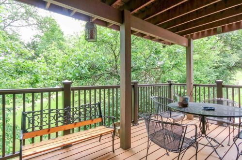 10505 Silkwood Ct, Saint Louis MO 63114-1970 exterior