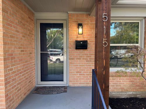 515 Bondstone Dr, Dallas TX  75218-1717 exterior