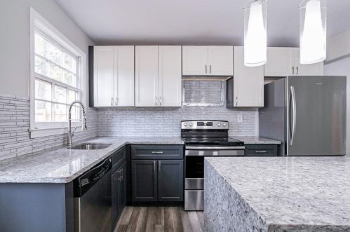 2279 Carver Dr, Atlanta GA  30314-1201 exterior