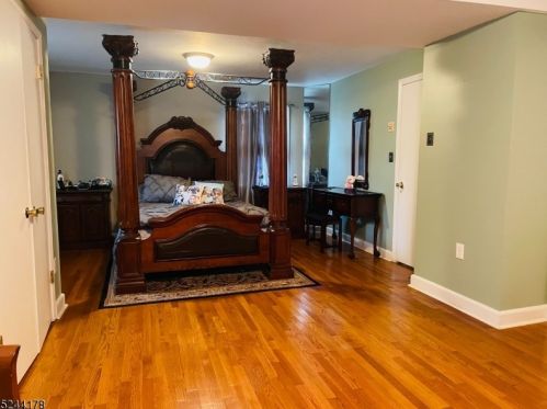 14 Elk Ave, Dover NJ 07801-2505 exterior