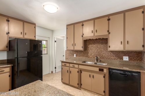 5337 Baker St, Tucson AZ  85711-2308 exterior