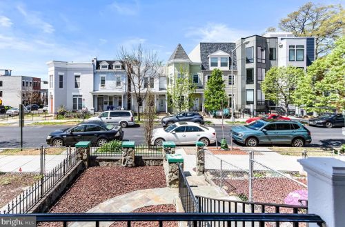 1405 Montello Ave, Washington DC  20002-2803 exterior