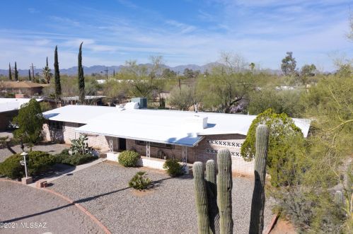 7355 La Oesta Ave, Tucson, AZ 85704-3118