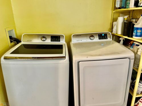 1533 Melrose Dr, Atlanta GA 30310-4534 exterior