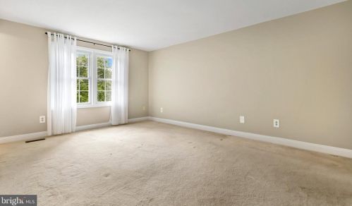 17032 Flatwood Dr, Rockville MD 20855-2539 exterior