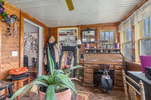 6338 124th Ave, Fennville MI 49408-9628 exterior