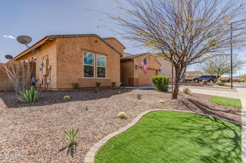 3765 Aracely Dr, Phoenix AZ 85087-5998 exterior