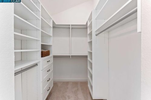 4075 Nulty Dr, Concord CA 94521-1810 exterior