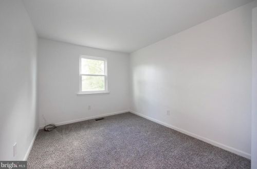 57 Orch Ct, Limerick PA 19468-2913 exterior