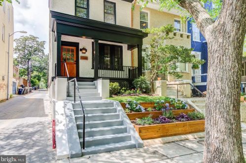 3356 18th St, Washington DC  20020-2206 exterior