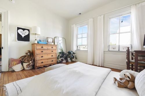 1426 Chateau St, Pittsburgh PA 15233-1242 exterior