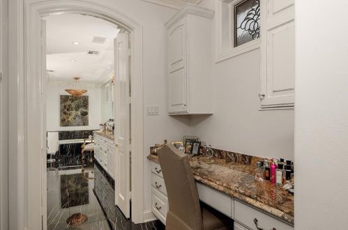 457 Edgewood Dr, Montgomery TX 77356-8407 exterior