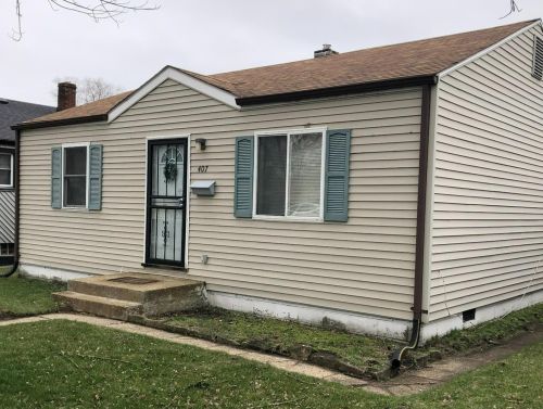 407 Dallas St, Gary, IN 46406-1330