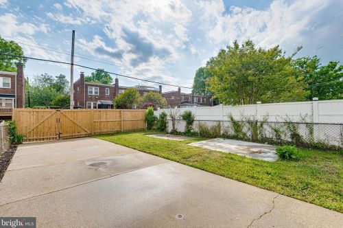 439 Newcomb St, Washington DC  20032-2650 exterior