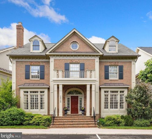 7210 Farm Meadow Ct, Mc Lean, VA 22101-5657