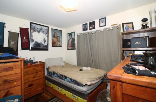 7406 Derby Pl, Milwaukee WI 53209-5841 exterior