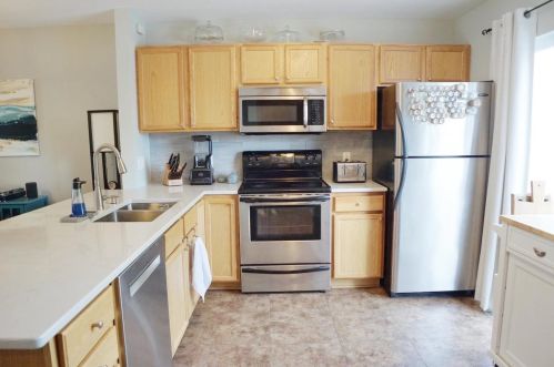 3741 Mammoth Trl, Madison WI  53719-4091 exterior