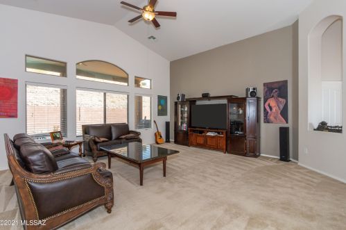 60984 Eagle Ridge Dr, Tucson AZ  85739-5952 exterior