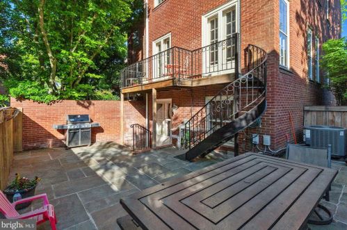 3711 Ingomar St, Washington DC 20015-1819 exterior