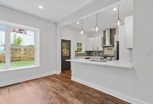 7716 Westmoreland Ave, Pittsburgh PA 15218-2130 exterior